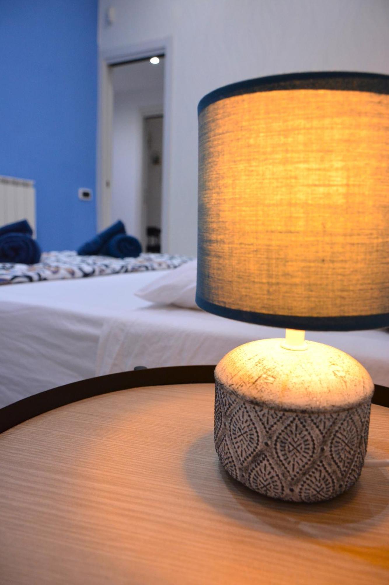 Casa Chloe - Vicino Al Porto E Basilica San Nicola Appartement Bari Buitenkant foto